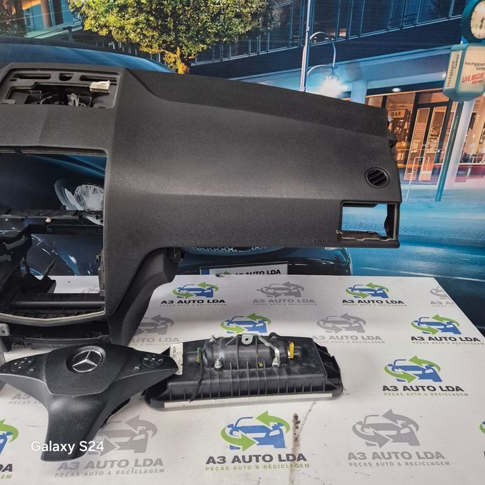 Tablier completo com kit de airbag Mercedes W204 Classe C