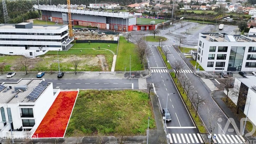 Terreno em Nogueira e Silva Escura