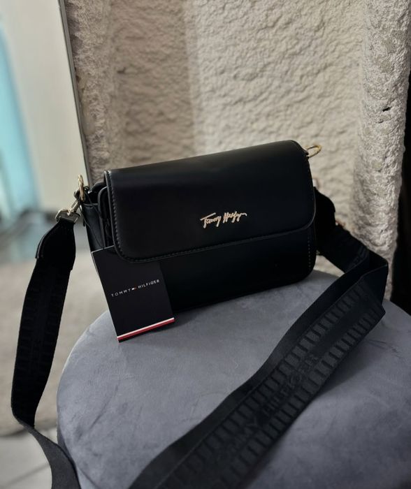 Сумка Tommy Hilfiger чорна