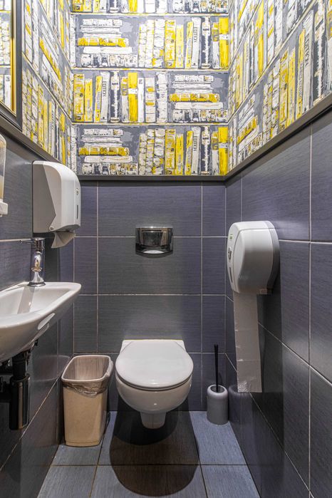 Приміщення Комерція Фасадний вхід вул.Драгана ( СИХІВ )