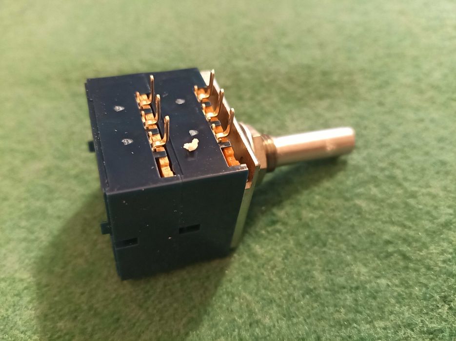 Регулятор уровня громкости ALPS номиналы 50к.А и 100к.А