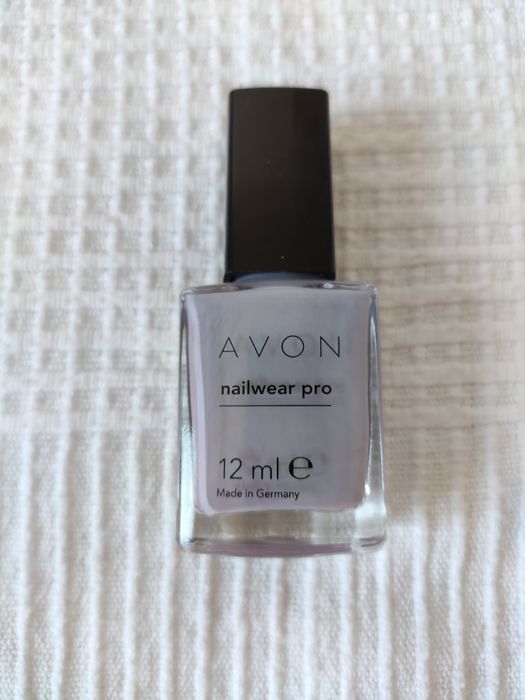 Lakier do paznokci fioletowy Avon