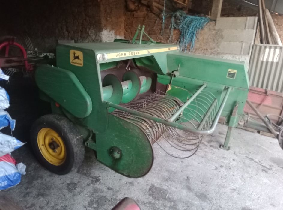 Enfardadeira JOHN DEERE