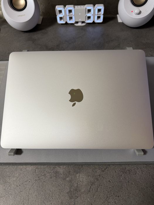 Apple MacBook Pro 13 2019 Intel I5