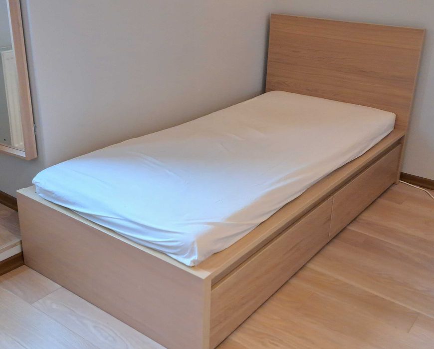 Łóżko Ikea MALM  90x200, szuflady, stelaż