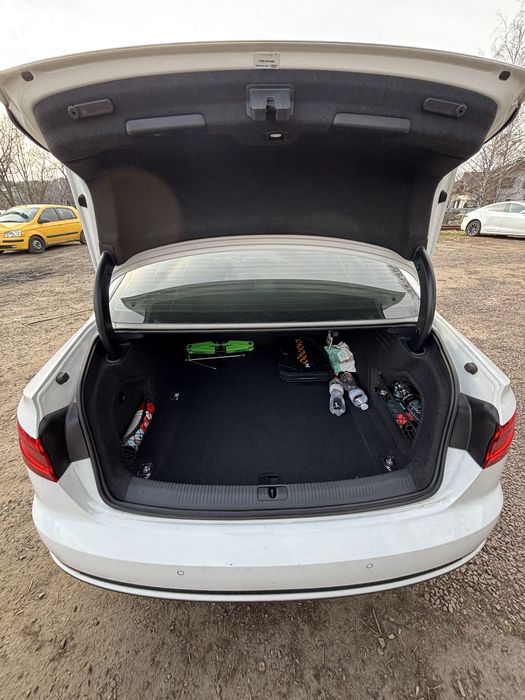 Audi a4 b9 2.0 qwattro