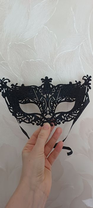 Карнавальні маски