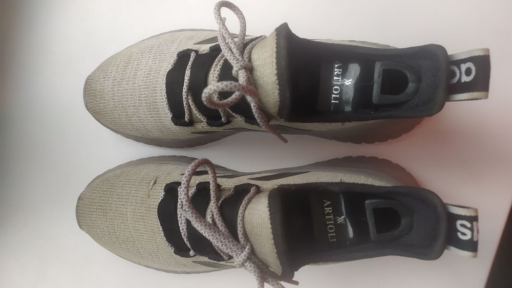 Кроссовки Adidas оригинал р.45
