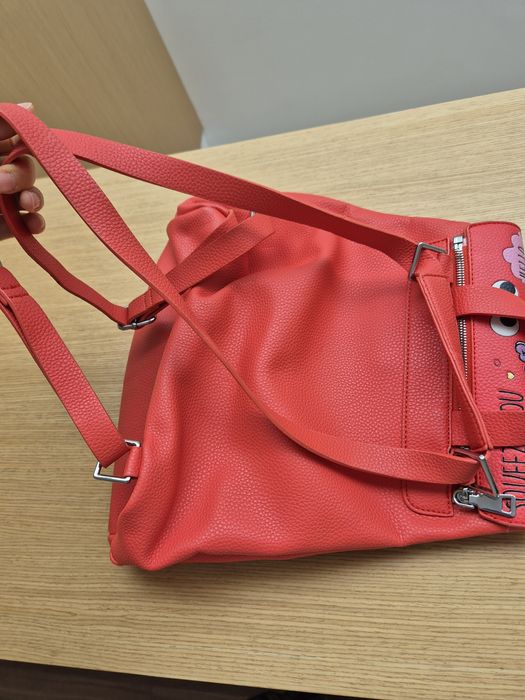 Mochila ou saco tira colo parfois