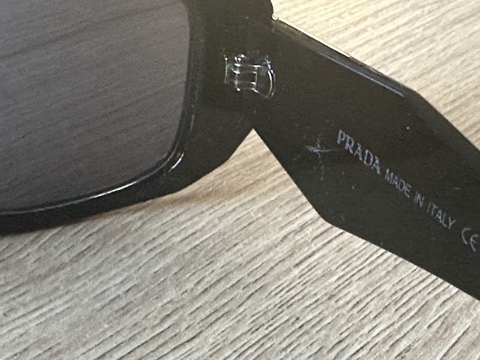 Okulary przeciwsłoneczne Prada