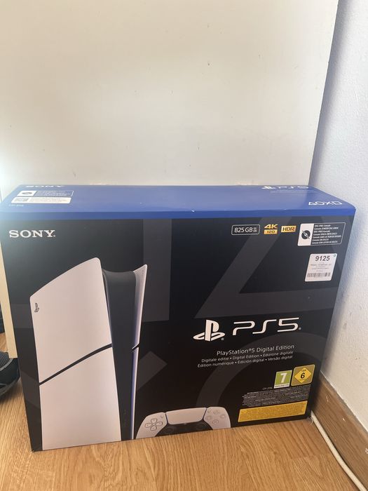 Consola PS5 Edição Digital ( 825Gb )
