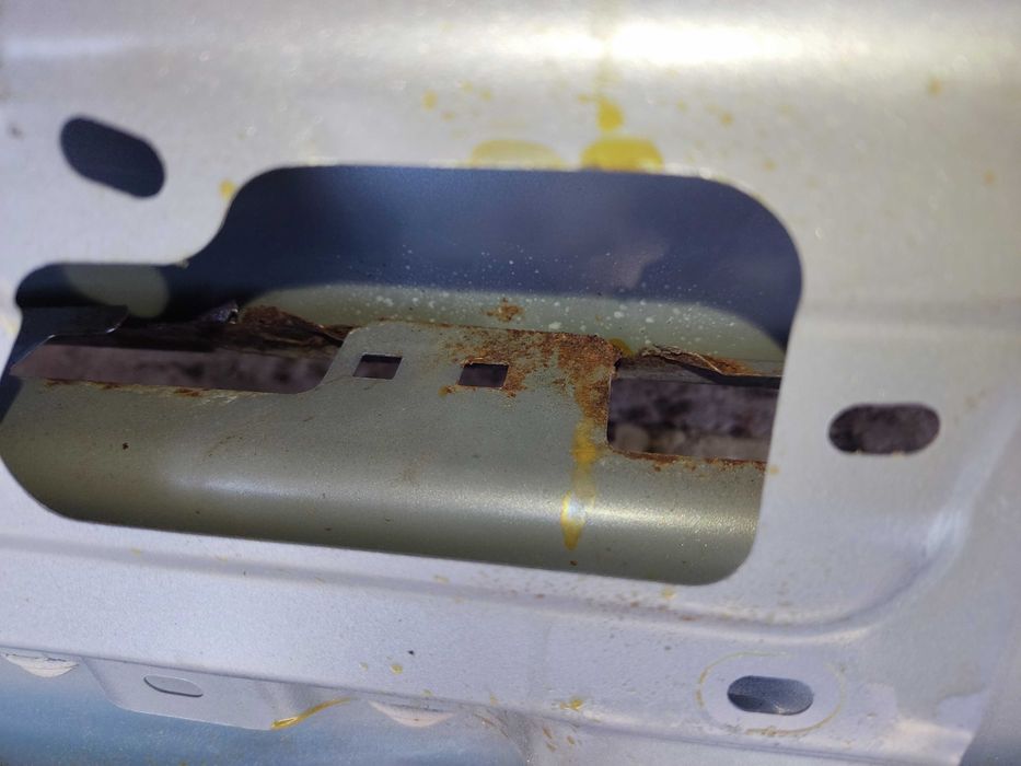 Кришка багажника Mitsubishi ASX