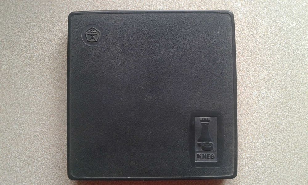 Шахматы и шашки походные магнитные ссср