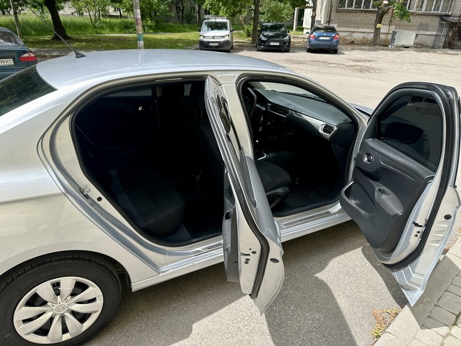 Продам авто Citroen C-Elysee 2015 г в 1.6л Дизель diesel