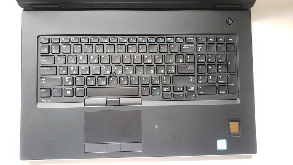 Ноутбук Dell Precision 7730 i7-8850H 32GB 128Gb + 1Tb SSD nVidia 6Gb
