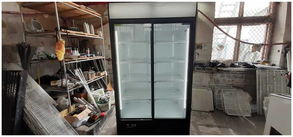 Холодильна шафа вітрина UBC Large 950 Сірий, стан супер. Гарантія.