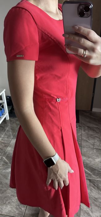 czerwona sukienka monnari 36