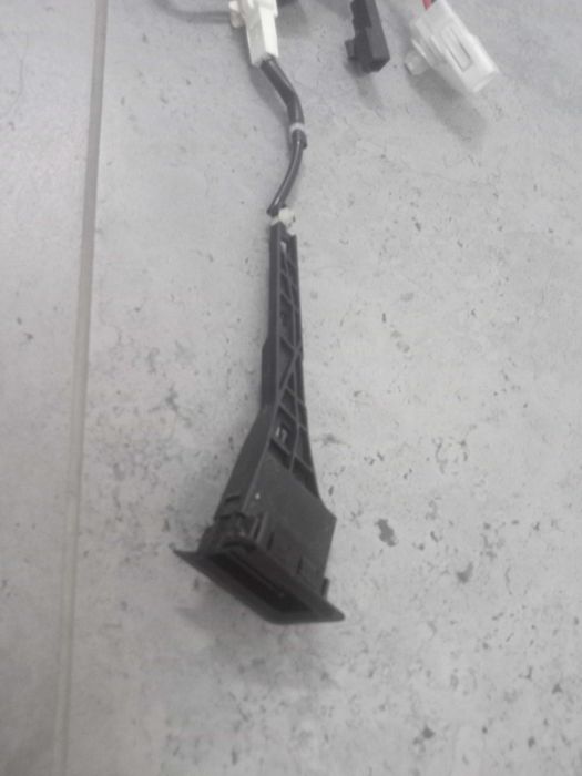 Електропроводка багажника РАВ 4