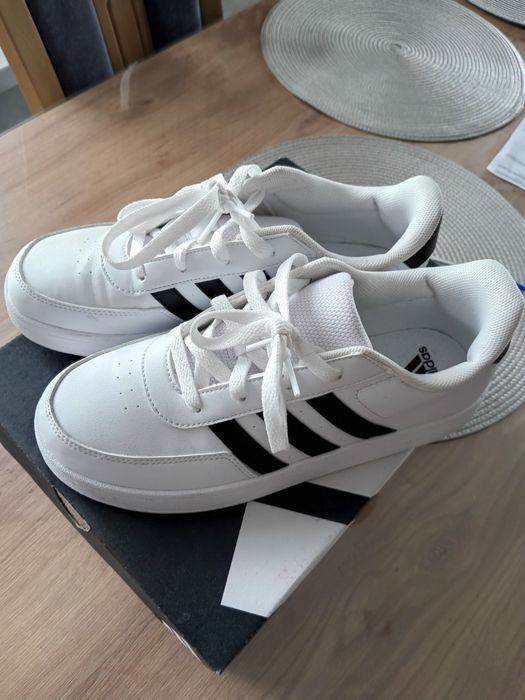 Buty adidas młodzieżowe