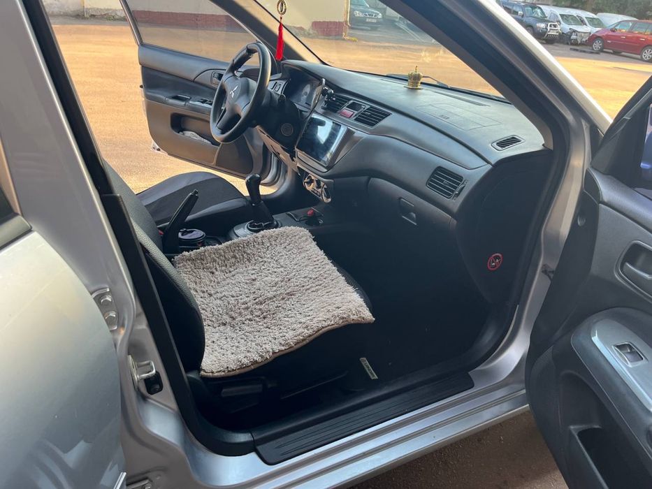 Mitsubishi lancer 2008