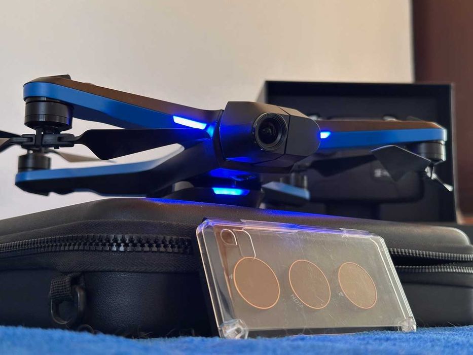 Drone autónomo que evita obstáculos Skydio 2 autonomous tracking drone
