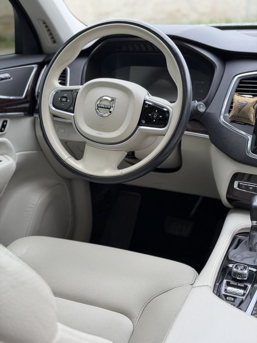 Продаж Volvo xc 90 2018року