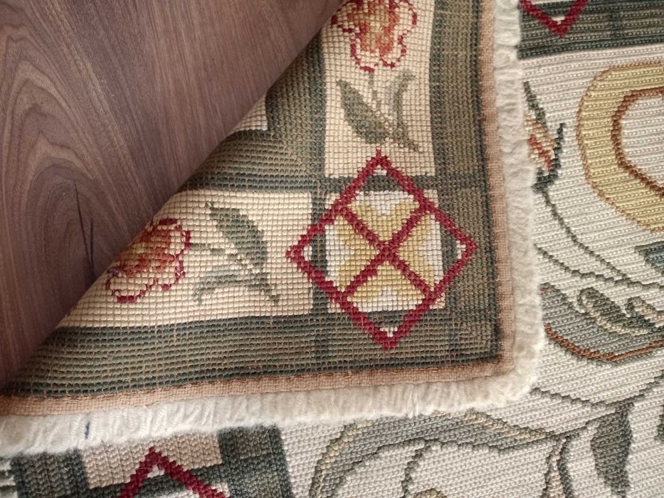 Tapete Arraiolos 225x165cm.LIMPO!.Entrega Setúbal e arredores ou CTT.