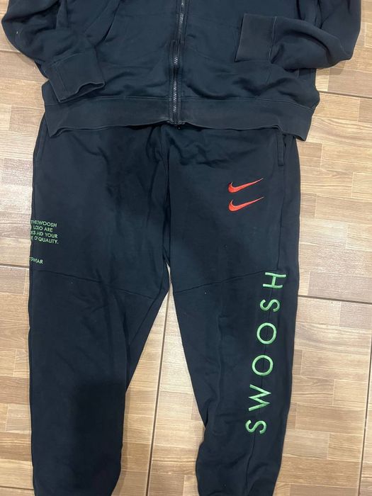 Штани спортивні Nike swoosh чорні