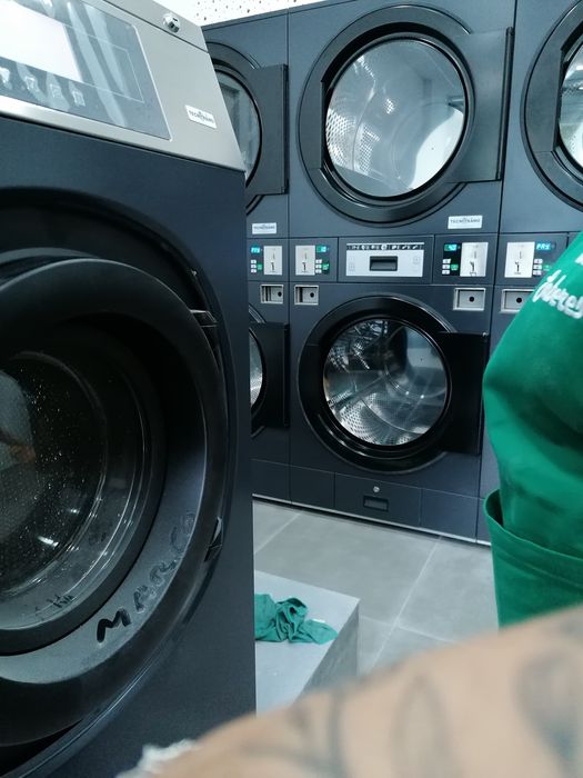 Máquina de lavar roupa self service low cost Líder em Portugal