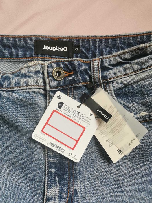 Nowe dżinsy Desigual 42