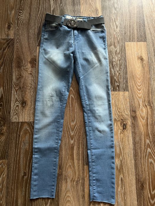 Джинсы женские