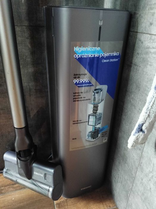 Stacja czyszcząca Samsung Jet 75