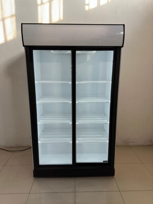 Lodówka  witryna chłodziarka szafa 1200 l Frigoglass 122 cm