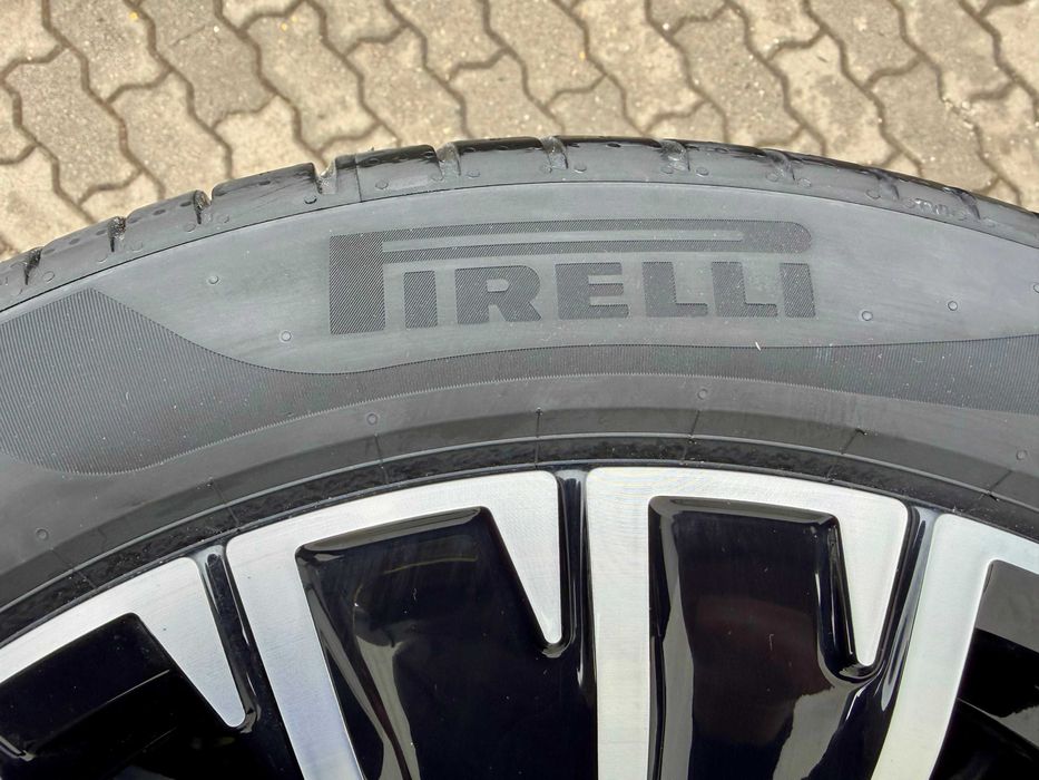 Alufelgi VW Passat B9 R-Line Oryginalne 18 Letnie Czarne BiColor NOWE