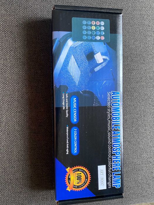 Універсальна RGB підсвітка з мікрофоном і керуванням з телефону в авто