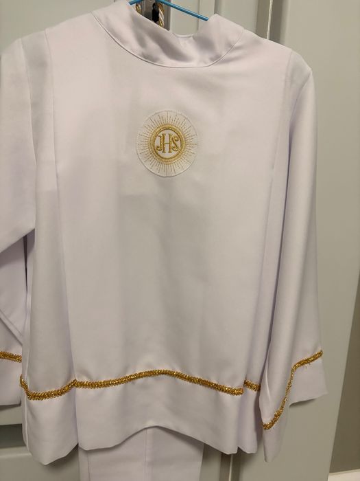 Strój komunijny 140/146