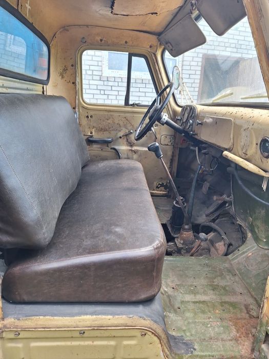 Самоскид автомобіля