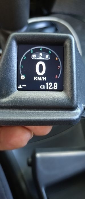 Velocímetro eletrónico para carro