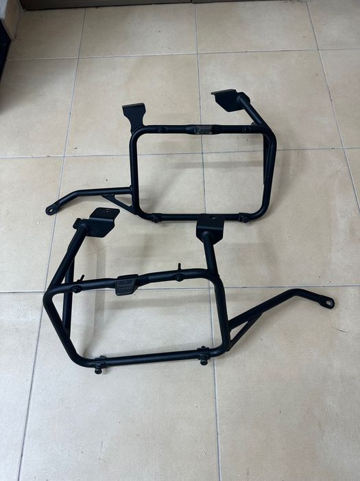 Suporte givi  malas laterais  África twin