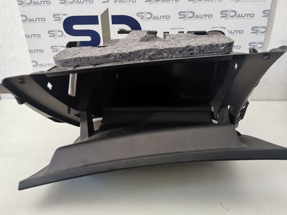 Porta-Luvas - Citroen C4 Picasso / Grand Picasso (2013- )