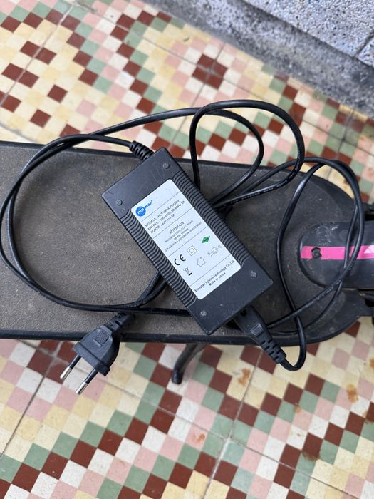 Trotinete eletrica avariada