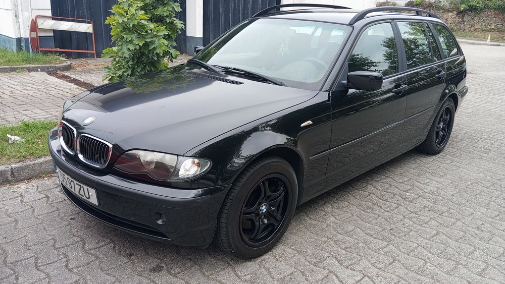 BMW 320D  2002 pra sair logo