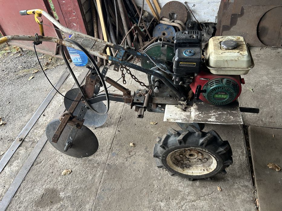 Продам бензиновий мотоблок