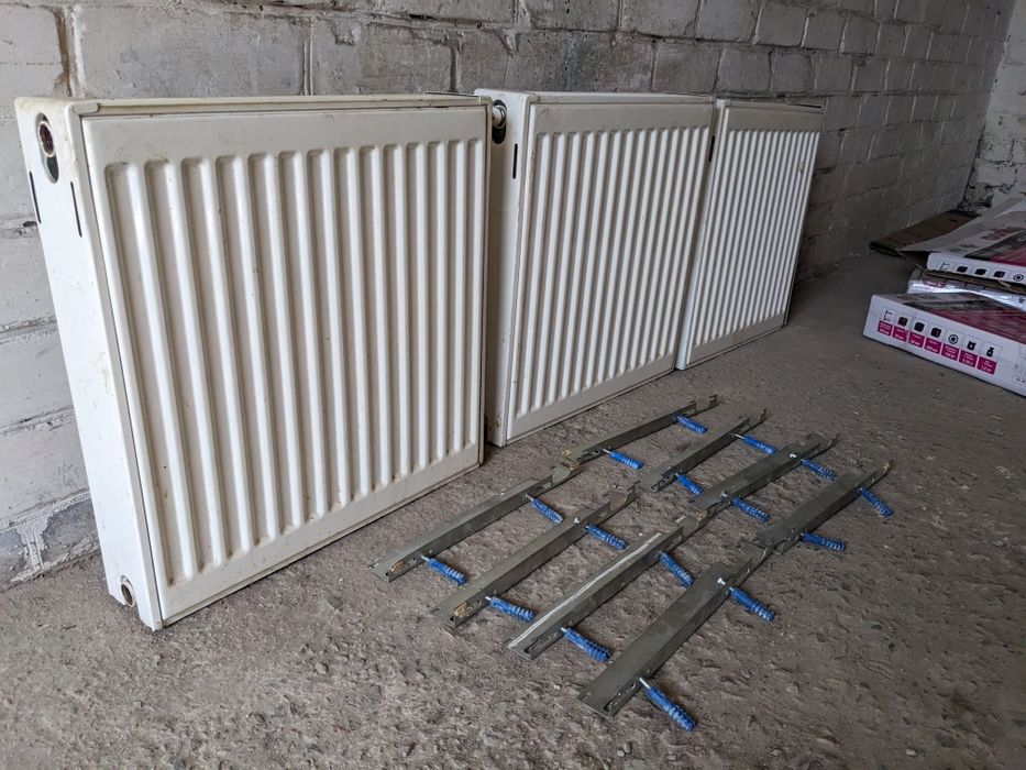 Радіатор сталевий, батарея 1 шт. 100х50см., 3 шт. 50х50см.
