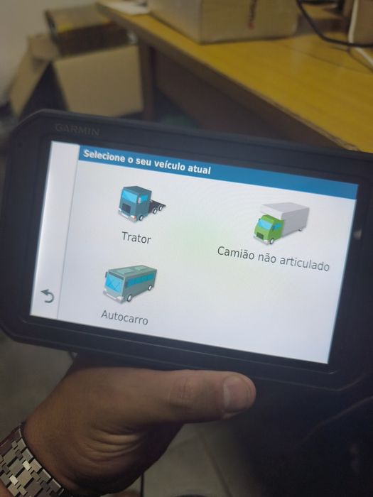 Garmin dezlcam 785 truck