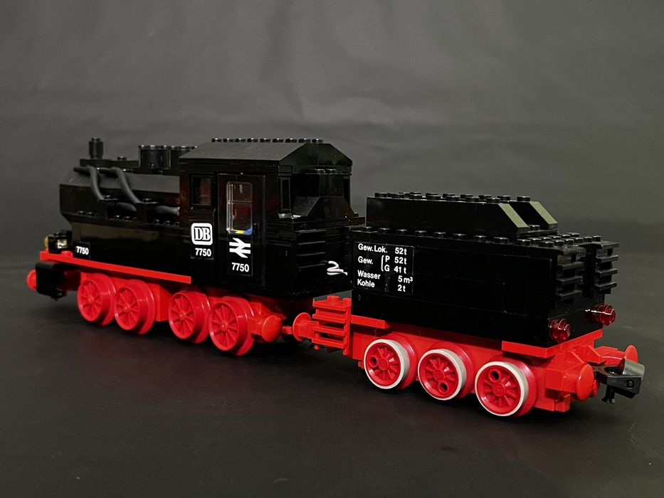 7750 LEGO Duża Lokomotywa Parowa