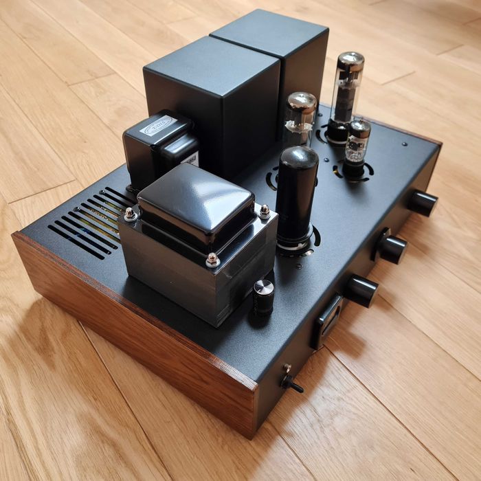 Wzmacniacz lampowy 2x8W Single-Ended