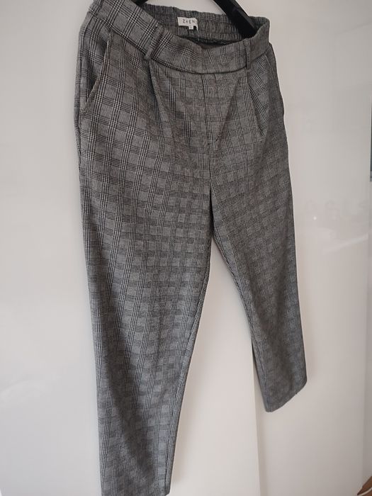 Spodnie praktyczne 42. Zhen Z