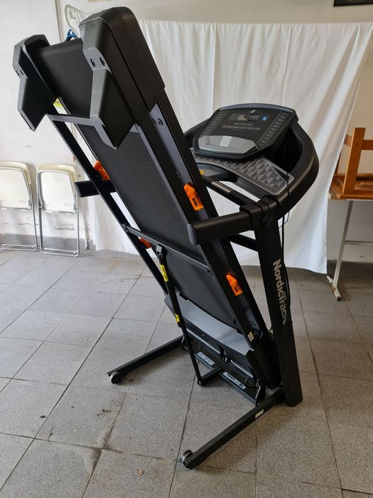 Passadeira Elétrica c/ elevação NORDITRACK T 7.0