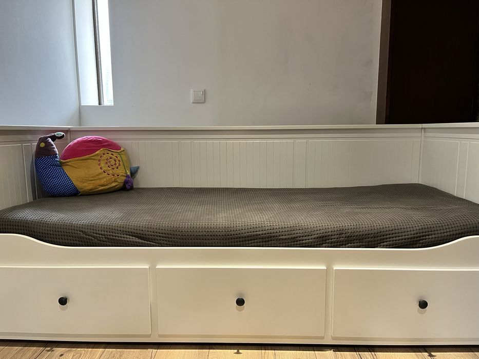 Cama Hemnes IKEA